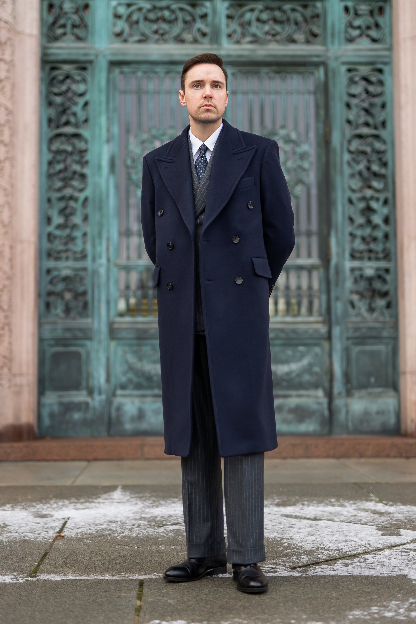 Long Wool & Cashmere Navy Leonardo Coat